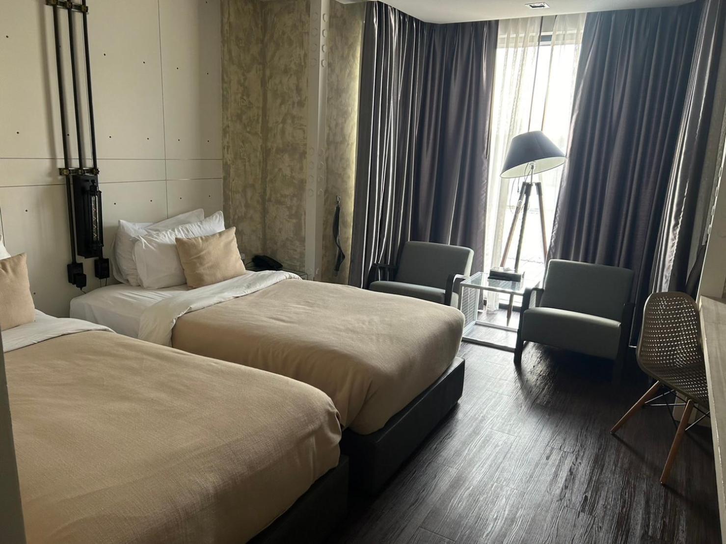 S Hadyai Hotel Хат Яй Екстериор снимка