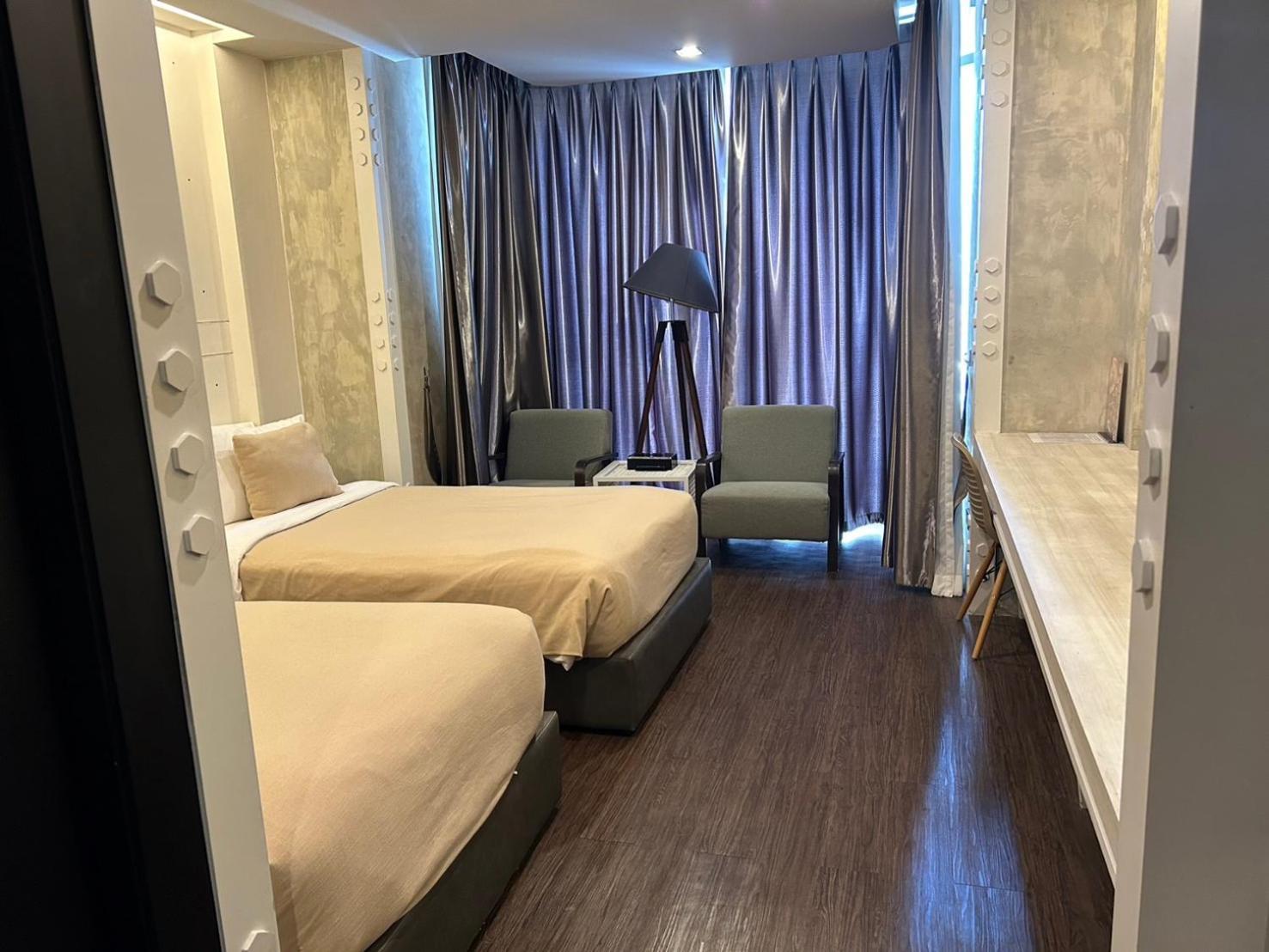 S Hadyai Hotel Хат Яй Екстериор снимка