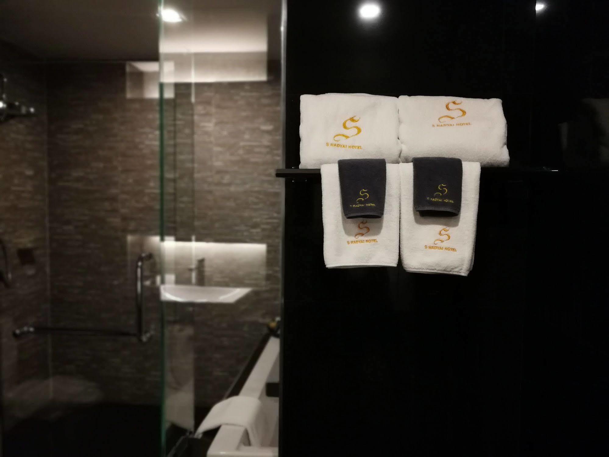 S Hadyai Hotel Хат Яй Екстериор снимка