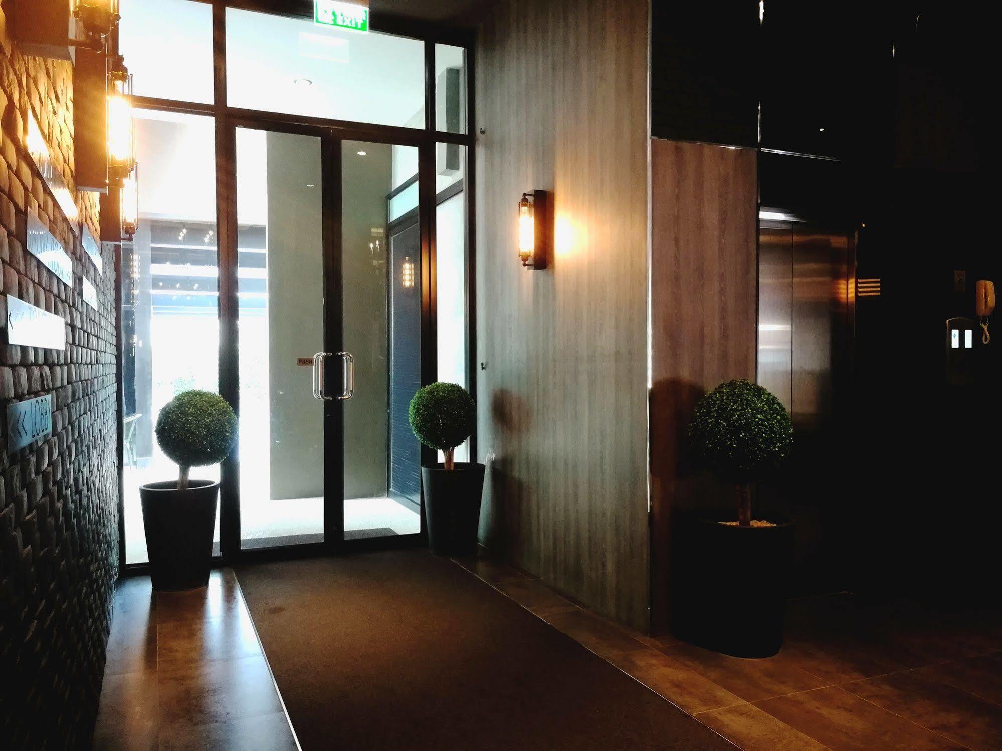 S Hadyai Hotel Хат Яй Екстериор снимка